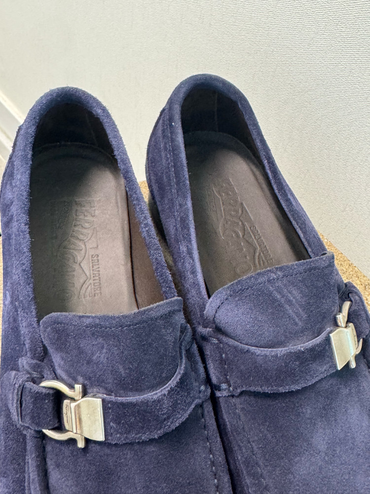 페라가모 네이비 스웨이드 로퍼 265-270 이미지