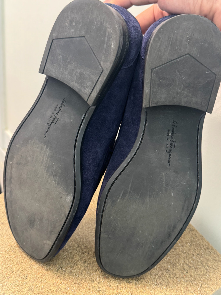 페라가모 네이비 스웨이드 로퍼 265-270 이미지