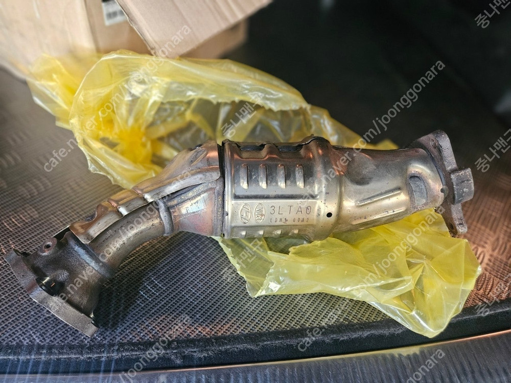 EQ900 순정 촉매 판매합니다 (LH)3.3터보에서탈착 이미지