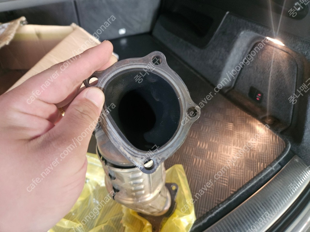 EQ900 순정 촉매 판매합니다 (LH)3.3터보에서탈착 이미지