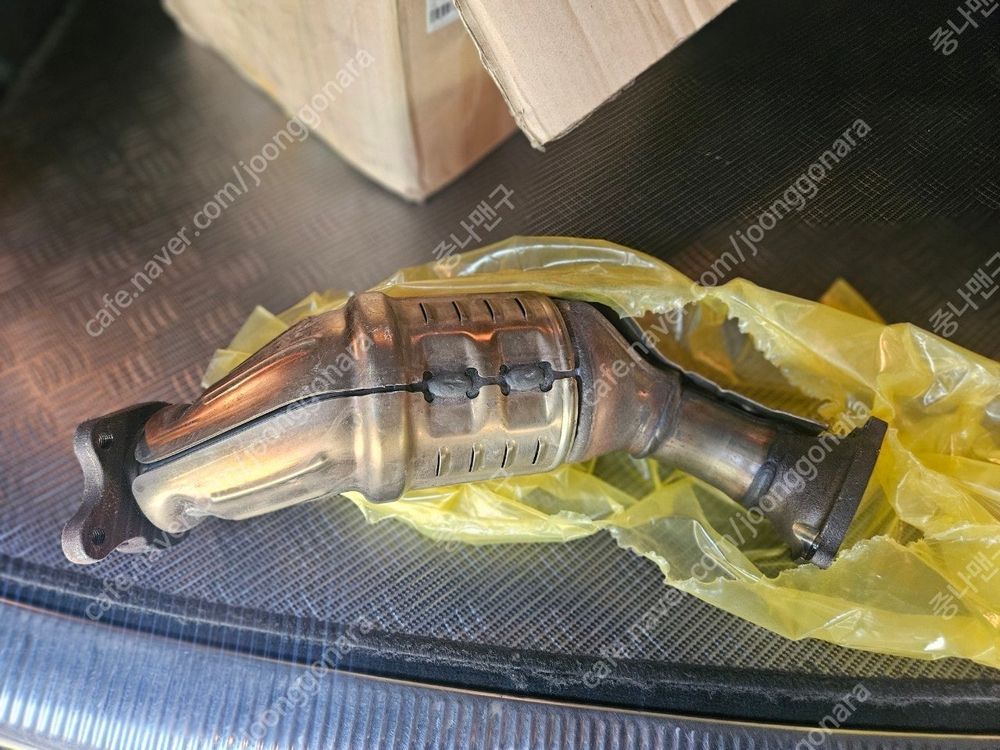 EQ900 순정 촉매 판매합니다 (LH)3.3터보에서탈착 이미지
