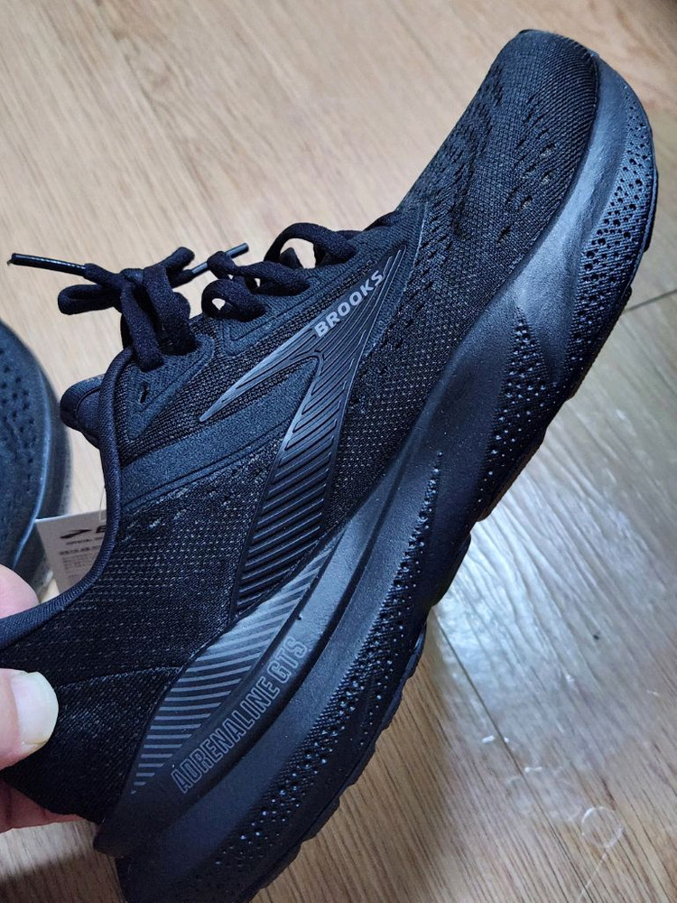 브룩스 아드레날린 GTS24 블랙 이미지