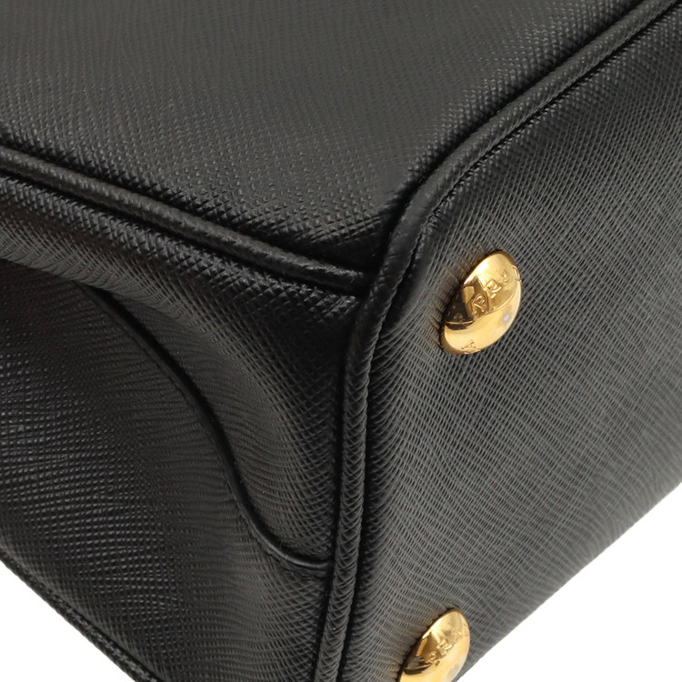 프라다 블랙 사피아노 럭스 금장 레터링 로고 갤러리아 미니 2WAY (내장칩) / 1BA906 이미지