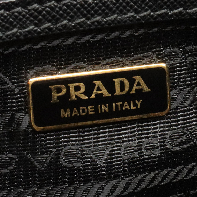 프라다 블랙 사피아노 럭스 금장 레터링 로고 갤러리아 미니 2WAY (내장칩) / 1BA906 이미지