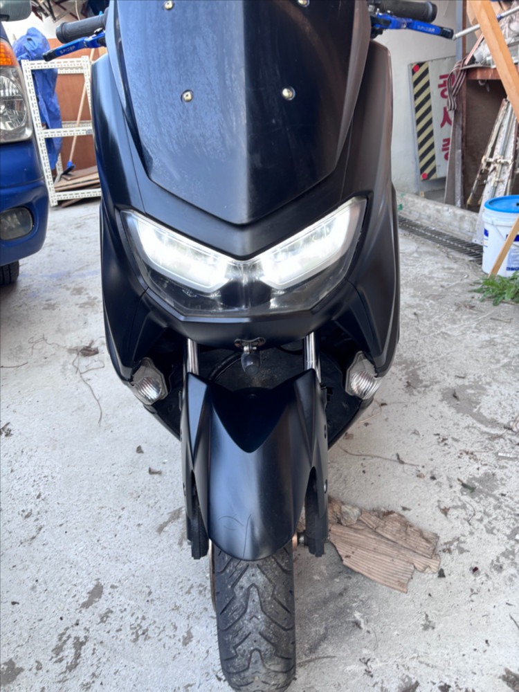 nmax125 nmax스쿠터 오토바이 팔아여 이미지