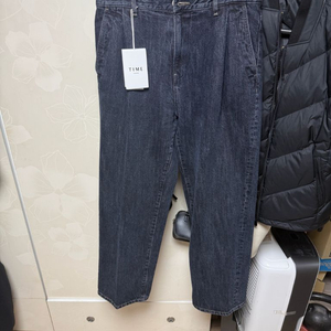 타임옴므 턱 디테일 와이드 데님 팬츠 이미지