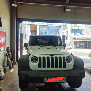 랭글러 루비콘 2.8 2도어 이미지