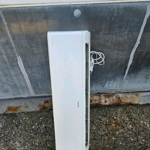 위니아11평 벽걸이인버터 냉난방기2대 팝니다 이미지