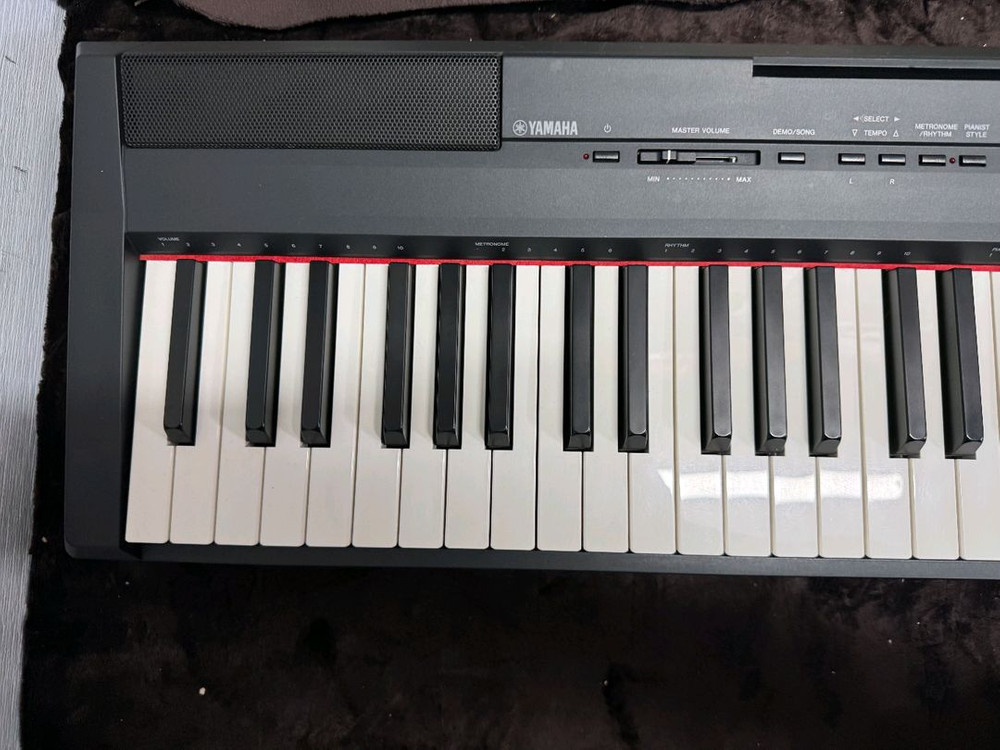 야마하 P-105 전자피아노 YAMAHA P105 디지털피아노 이미지