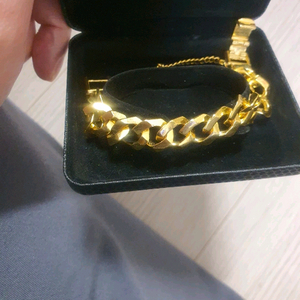 순금팔찌20돈 이미지