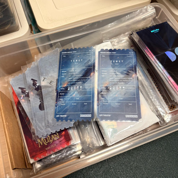 테넷 오리지널티켓 2종일괄 원더우먼 뮬란 오티 크리스토퍼놀란디즈니영화굿즈 이미지