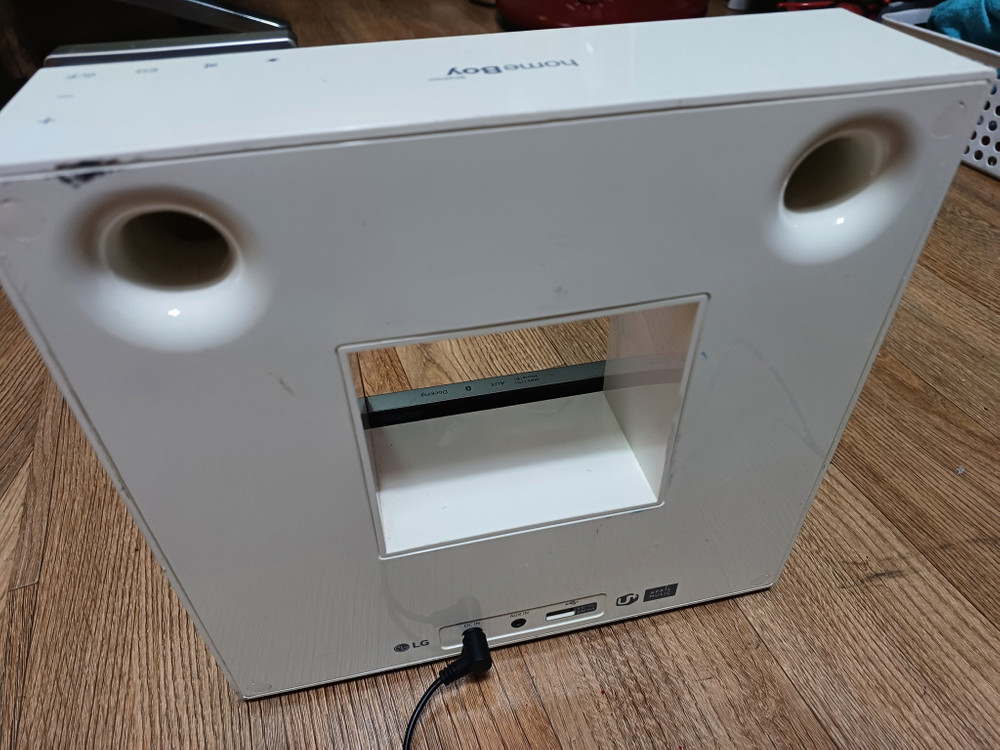 LG 유플러스 homeBoy Station ND8550G 블루투스 스피커 이미지