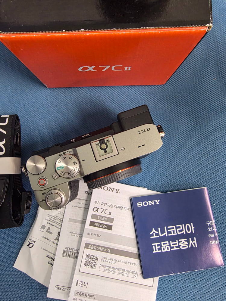 소니a7c2 번들킷실버 만컷대 상태좋은바디렌즈판매합니다 이미지