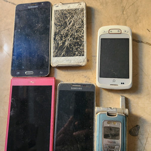 폐폰 옛날폰 이미지