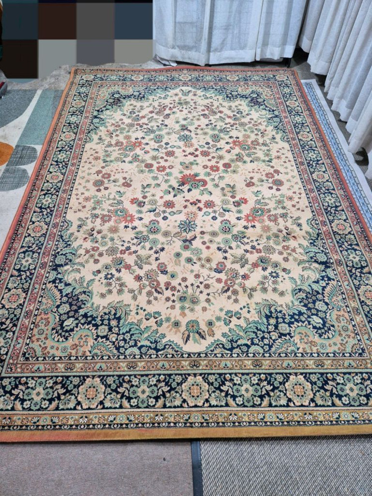 엔틱 빈티지 Floral 카페트 이미지