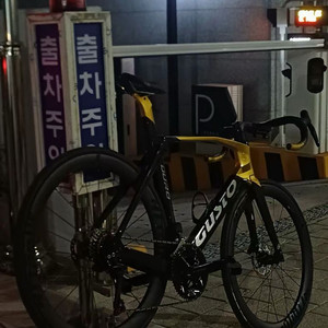 거스토 듀로 105 di2 로드자전거 판매 이미지