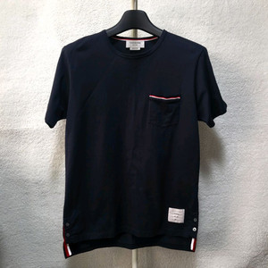 [정품] 3 / 톰브라운 포켓 반팔티 이미지