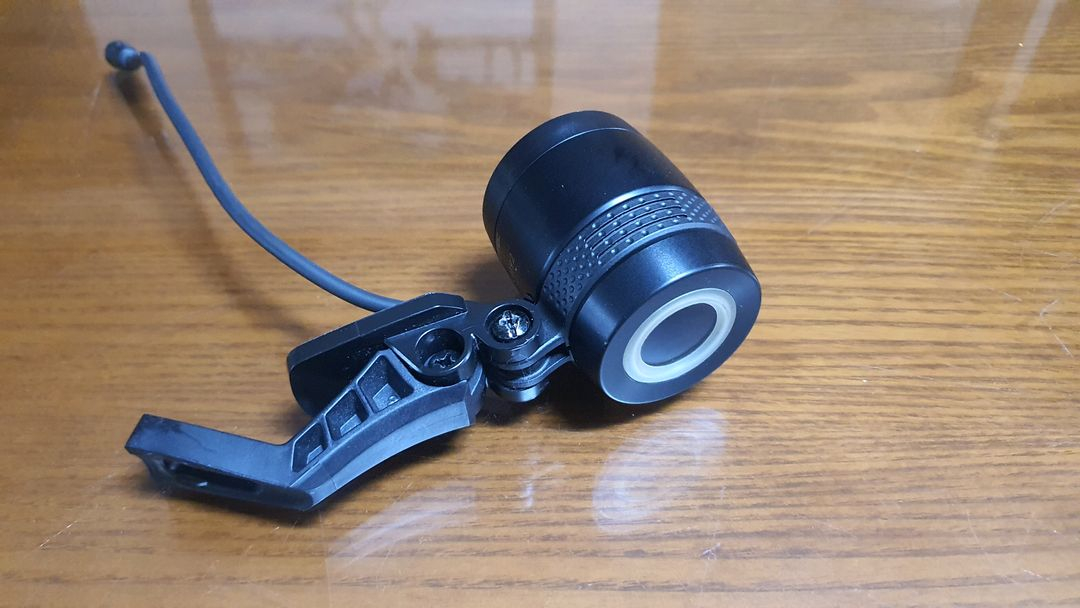 독일제품 부쉬앤밀러 자전거 Led 라이트 전조등 팝니다.. 이미지