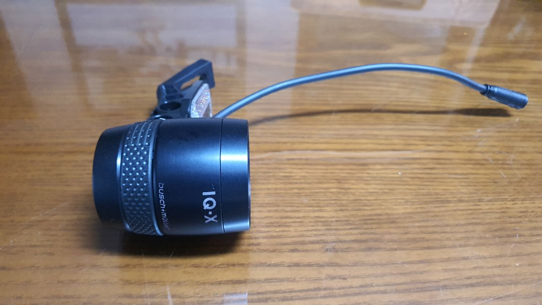 독일제품 부쉬앤밀러 자전거 Led 라이트 전조등 팝니다.. 이미지