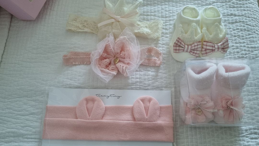 신생아 촬영소품(머리띠,신발) 이미지