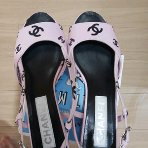 샤넬 핑크 CC로고 샌들 이미지
