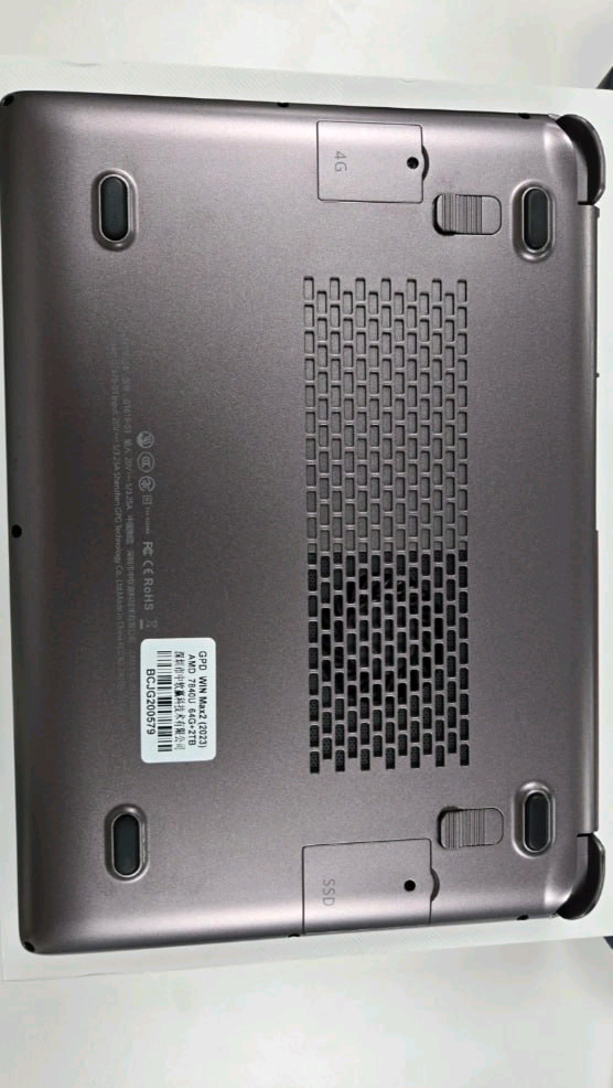 GPD Win Max 2 2023 7840u / 64gb / 2tb / LTE 이미지