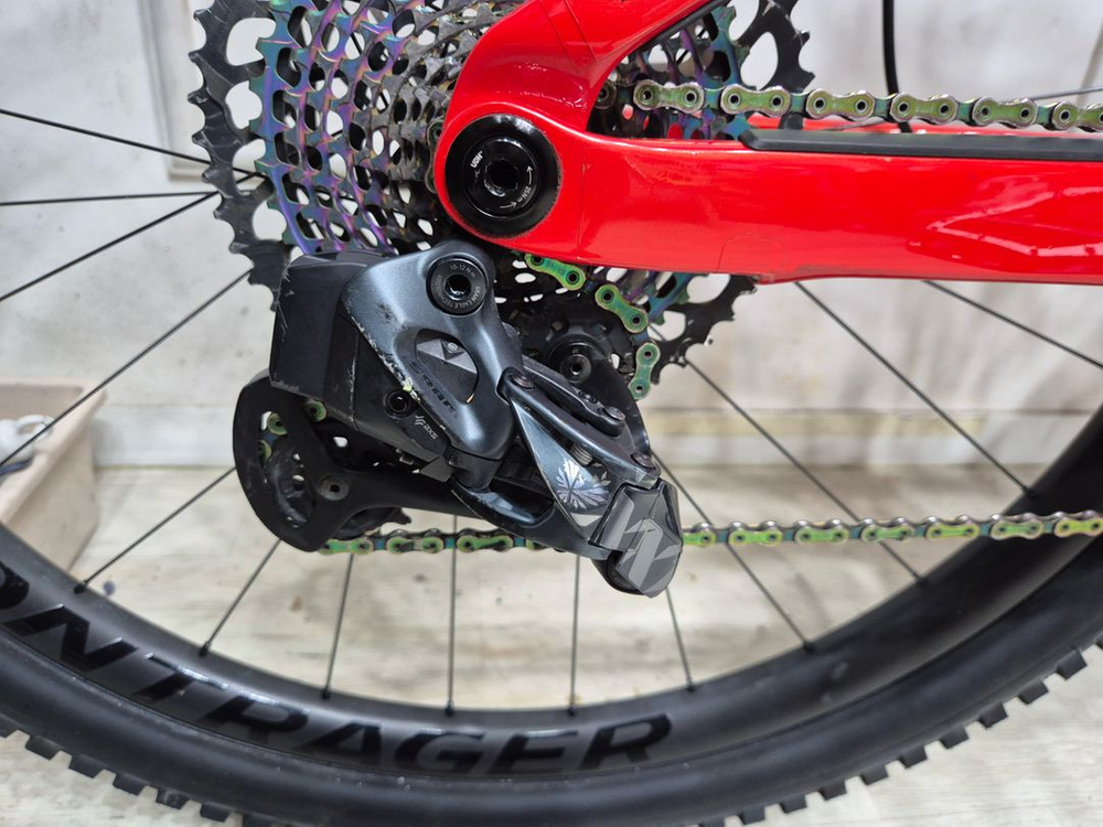 2023년 트랙 9.9최상급 풀카본 자전거 신차가격 1680만원 전기엠티비 자전거 이미지