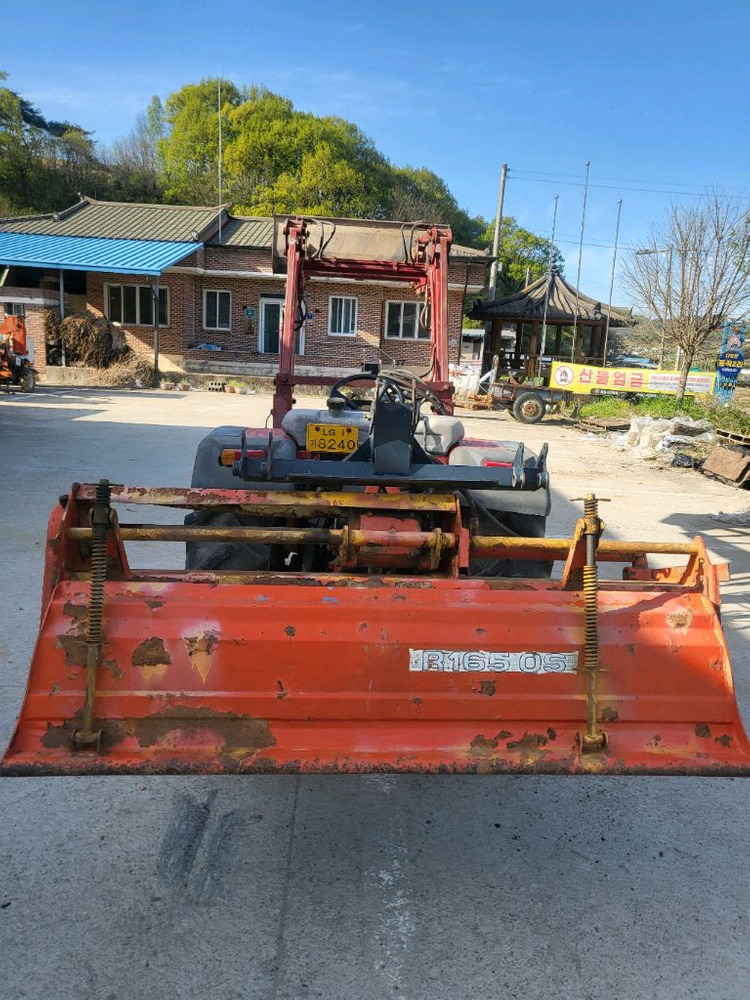 LG38마력 트랙터 이미지