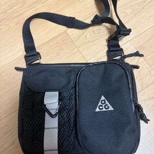 나이키 ACG 데이맥스 크로스백 블랙 이미지