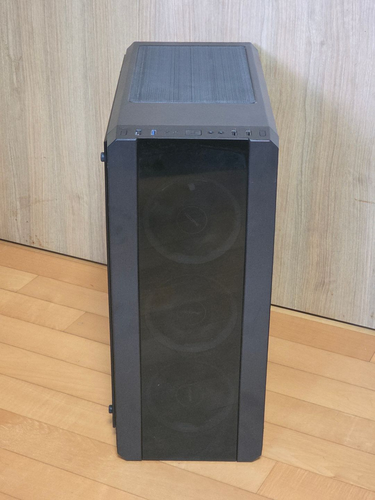 게이밍 컴퓨터 본체(i7 9700K,RTX 2060 6G) 판매 이미지