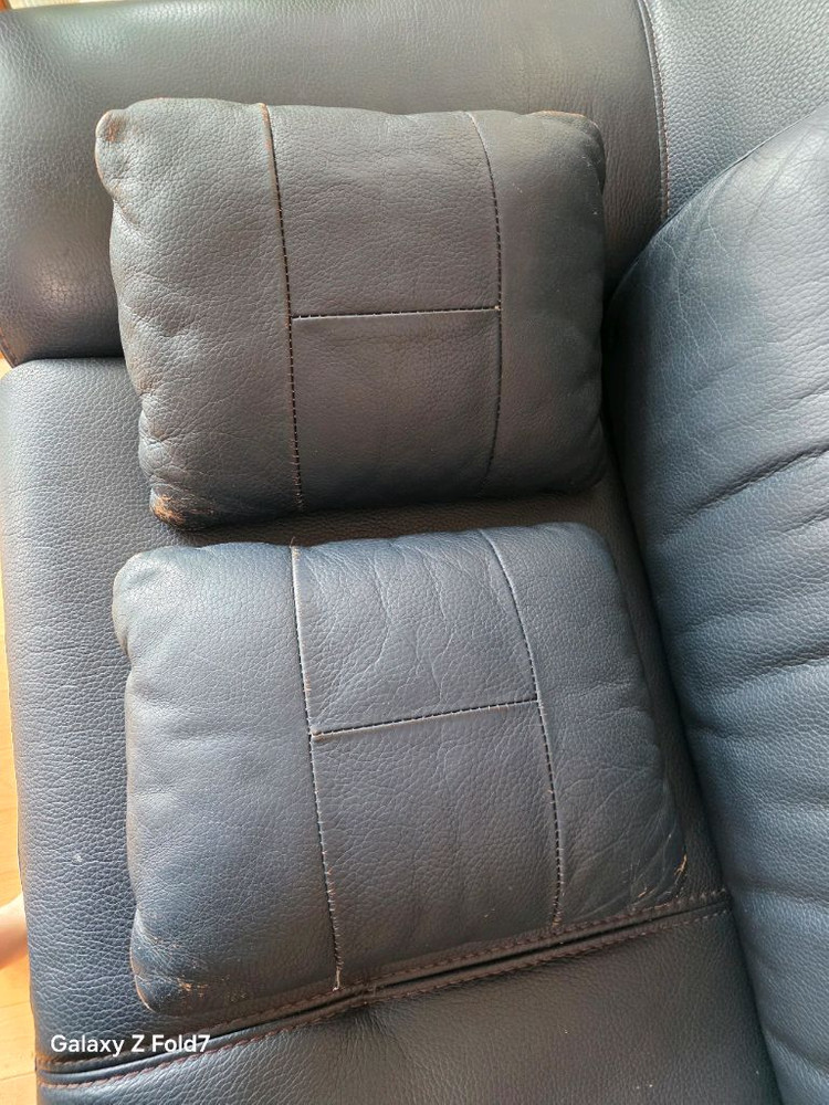 천연가죽 4인용 소파 이미지