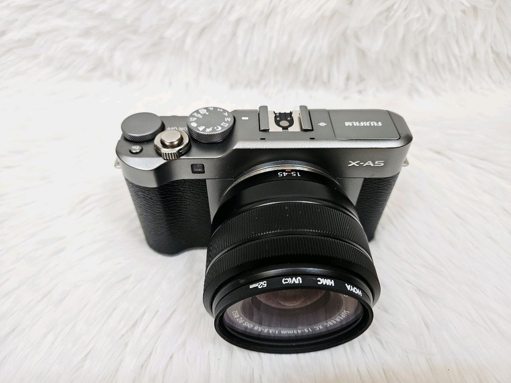 [민트급] 후지필름 X-A5 미러리스, 디카, 디지털 카메라, 티타늄컬러 이미지