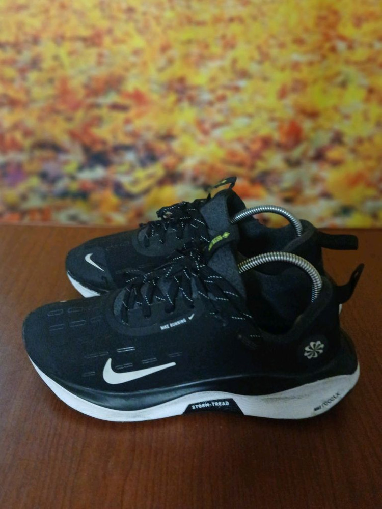 나이키 인피니티 런4 고어텍스 240 이미지