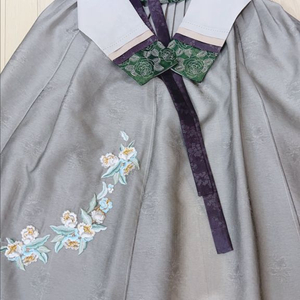 여성한복 66사이즈 팔아요 이미지