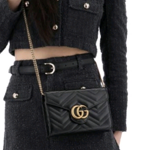 구찌 마몽 마틀라세 크로스백/숄더백 정품S급(감정O)구찌프라다루이비통디올고야드샤넬셀린느보테가생로랑발렌시아가버버리가방 이미지