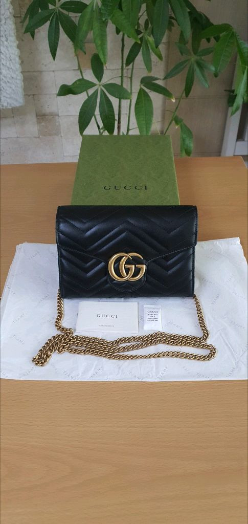 구찌 마몽 마틀라세 크로스백/숄더백 정품S급(감정O)구찌프라다루이비통디올고야드샤넬셀린느보테가생로랑발렌시아가버버리가방 이미지