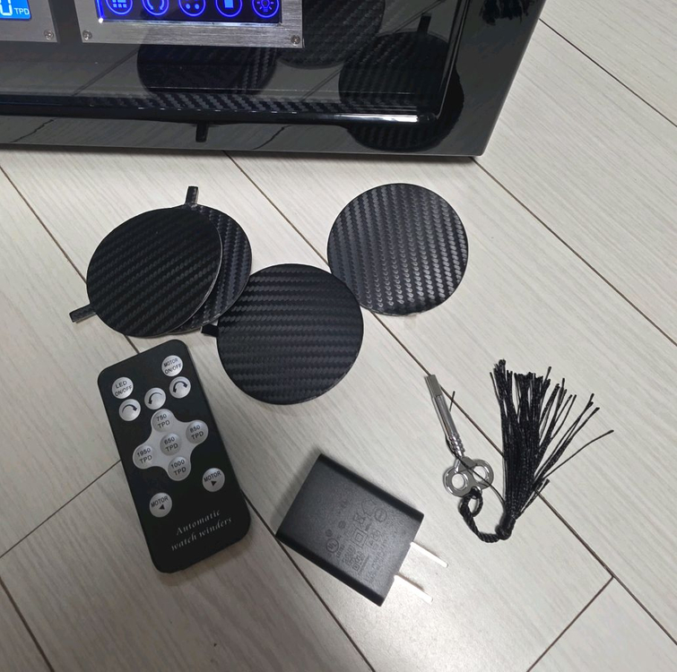 6구 시계 와인더 이미지