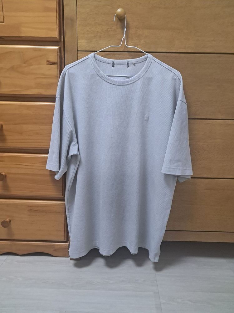 타미힐피거,체이스컬트,헤지스(남성),인견(여성) 반팔 티셔츠 모음. 이미지