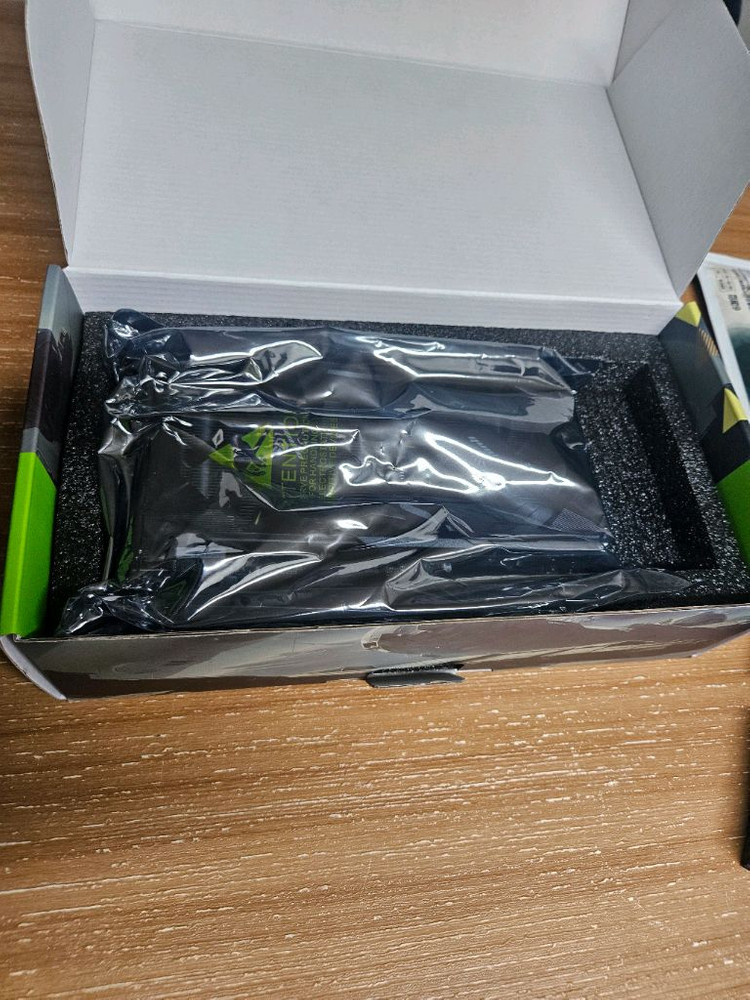 manli RTX 4060 그래픽카드 이미지