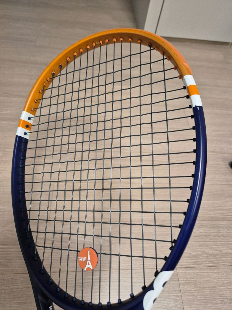 윌슨 블레이드 v8 롤랑가로스 에디션 (305g, 98sq, 오픈, 2그립) 이미지