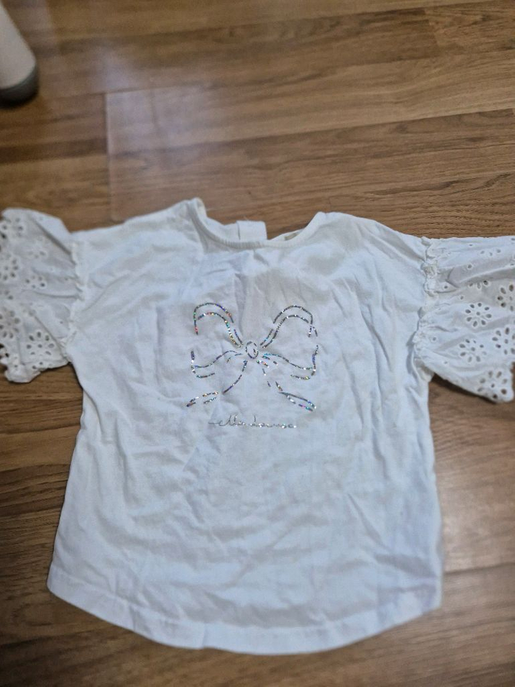 크롭티와 나시3종 및 흰블라우스티셔츠3벌 120사이즈 일괄 이미지