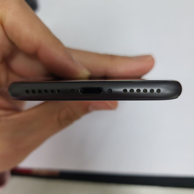 아이폰8 블랙 64G 무잔상 인스타 A급 배터리성능96% 093911 이미지