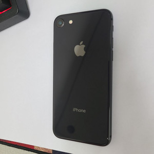 아이폰8 블랙 64G 무잔상 인스타 A급 배터리성능96% 093911 이미지