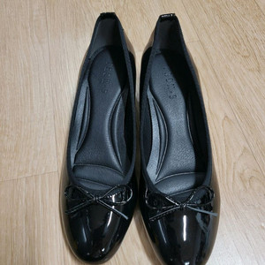 여성)에나멜 플랫 슈즈(새상품250m) 이미지