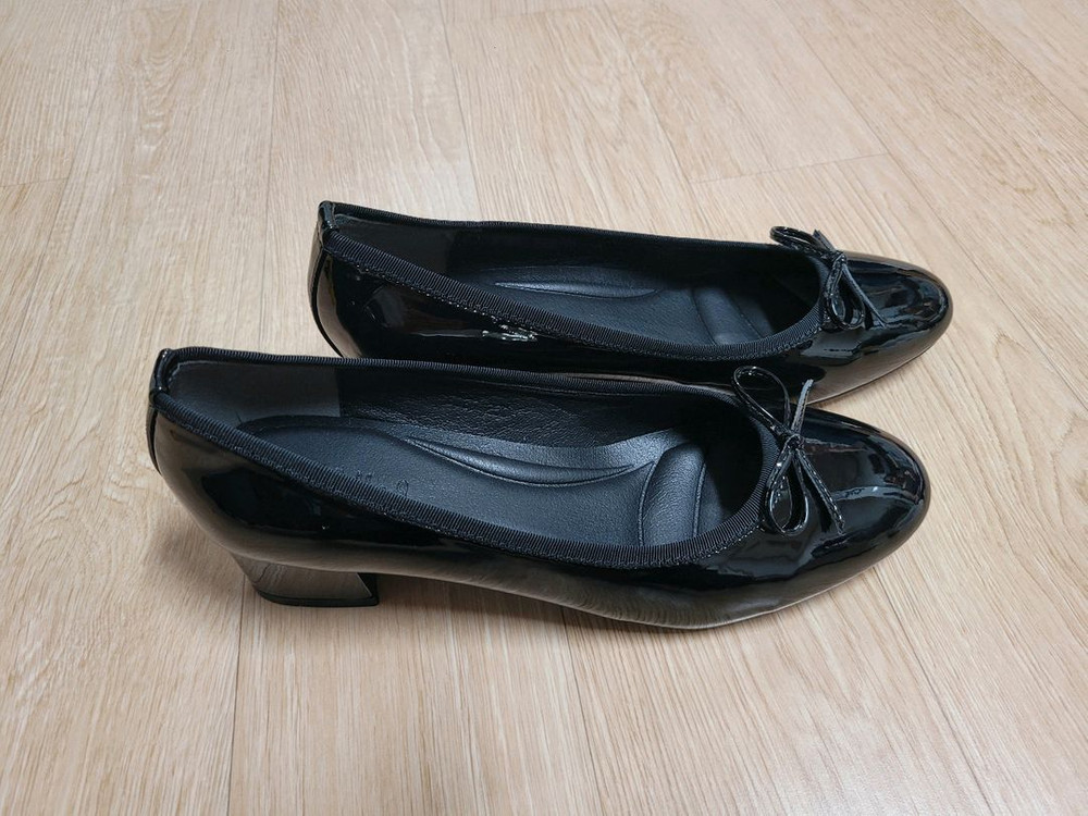 여성)에나멜 플랫 슈즈(새상품250m) 이미지