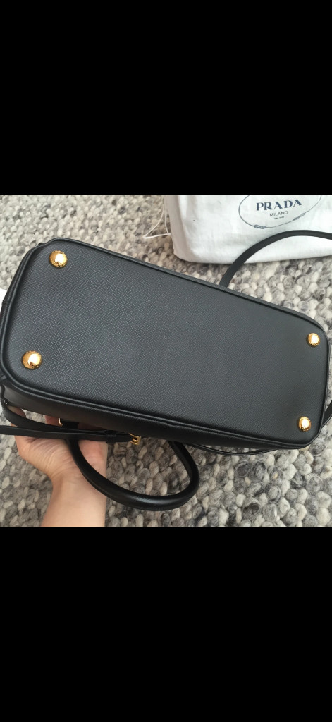 프라다 사피아노 럭스 토트백 가방 블랙 (이탈리아 매장 구입 정품 / 상태 최상) 이미지