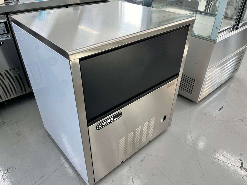 카이저 제빙기 수냉식 100kg 업소용 중고 카페 언더카운터 빌트인 바아래 이미지