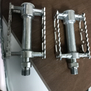 자전거 페달 이미지