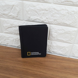 내셔널지오그래픽 여권지갑 이미지