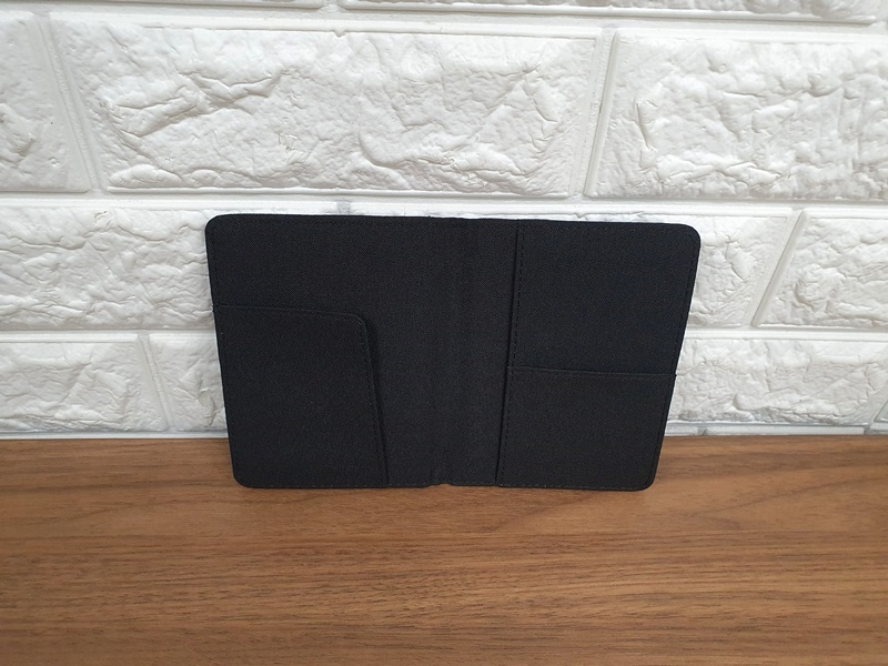 내셔널지오그래픽 여권지갑 이미지